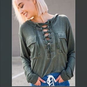 POL Green Lace front Hooded Long sleeve Top